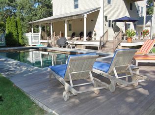 229 Buddys Dr, Oak Bluffs, MA 02557