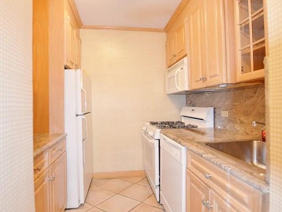 4th image of 345 E 80th St APT 20H