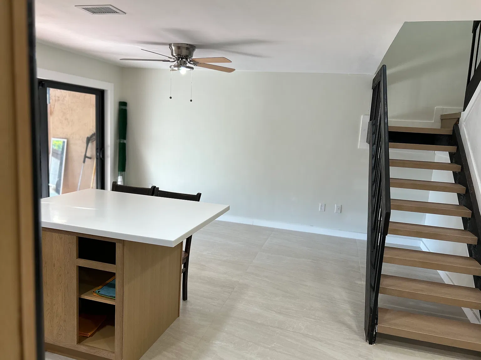 3 bed, 2.5 bath, 1360 sqft, $2,900 — Photo 4