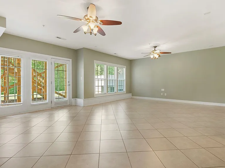 207 Towne Ridge Ln — Photo 27
