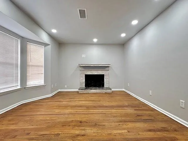 3 bed, 2.5 bath, 1290 sqft, $1,995 — Photo 4