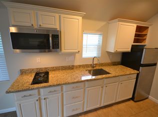 228 N College Ave APT 202, Fresno, CA