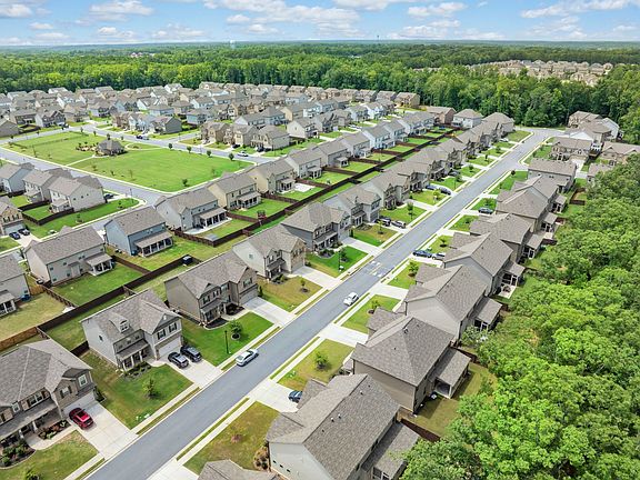 5th image of 355 Henson Farm Dr