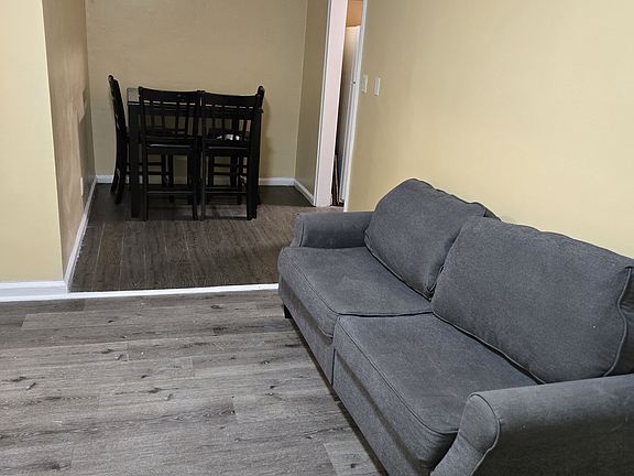 5th image of 10221 184th St Floor 2
