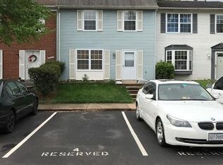 8531 Englewood Ct, Manassas Park, VA 20111