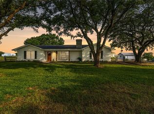 281 Appaloosa Ln, China Spring, TX 76633