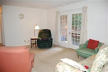 3rd image of 47 Berkshire Ct