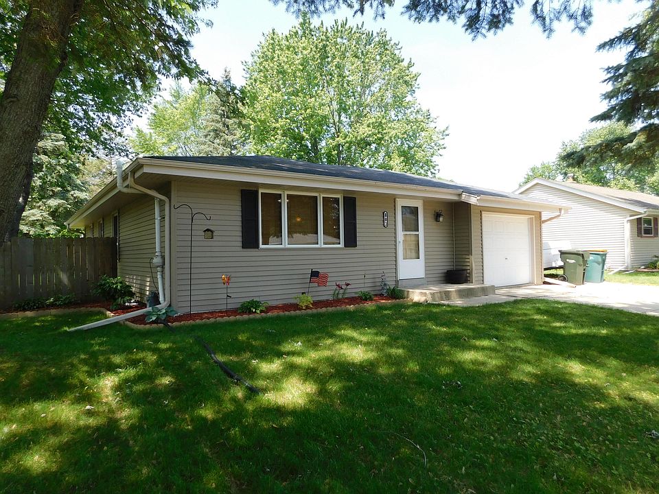 1st image of 803 Pleasantwood Dr