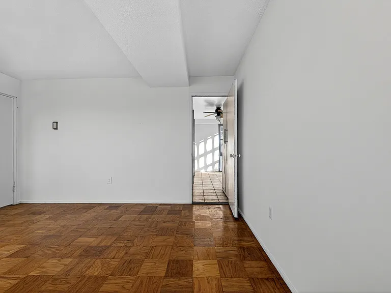 1311 Delaware Ave SW #231 — Photo 16