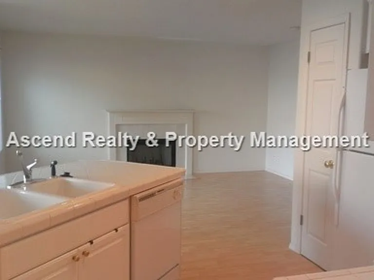 15133 NW Fawnlily Dr — Photo 5