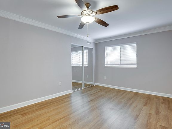 5th image of 9721 Kings Crown Ct APT 1