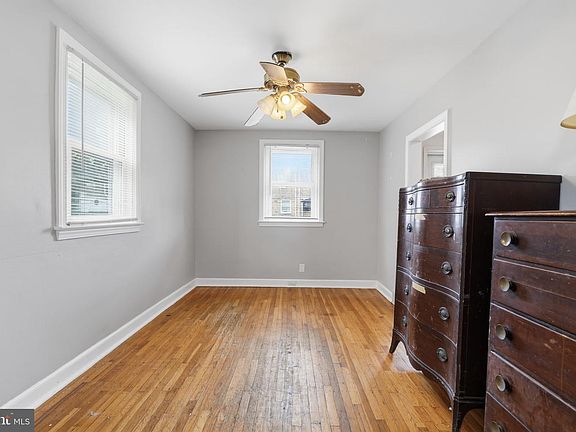 3rd image of 266 Childs Ave
