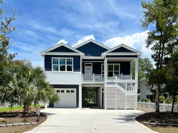228 NE 38th Street, Oak Island, NC 28465