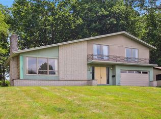 216 Somerworth Dr, Rochester, NY 14626