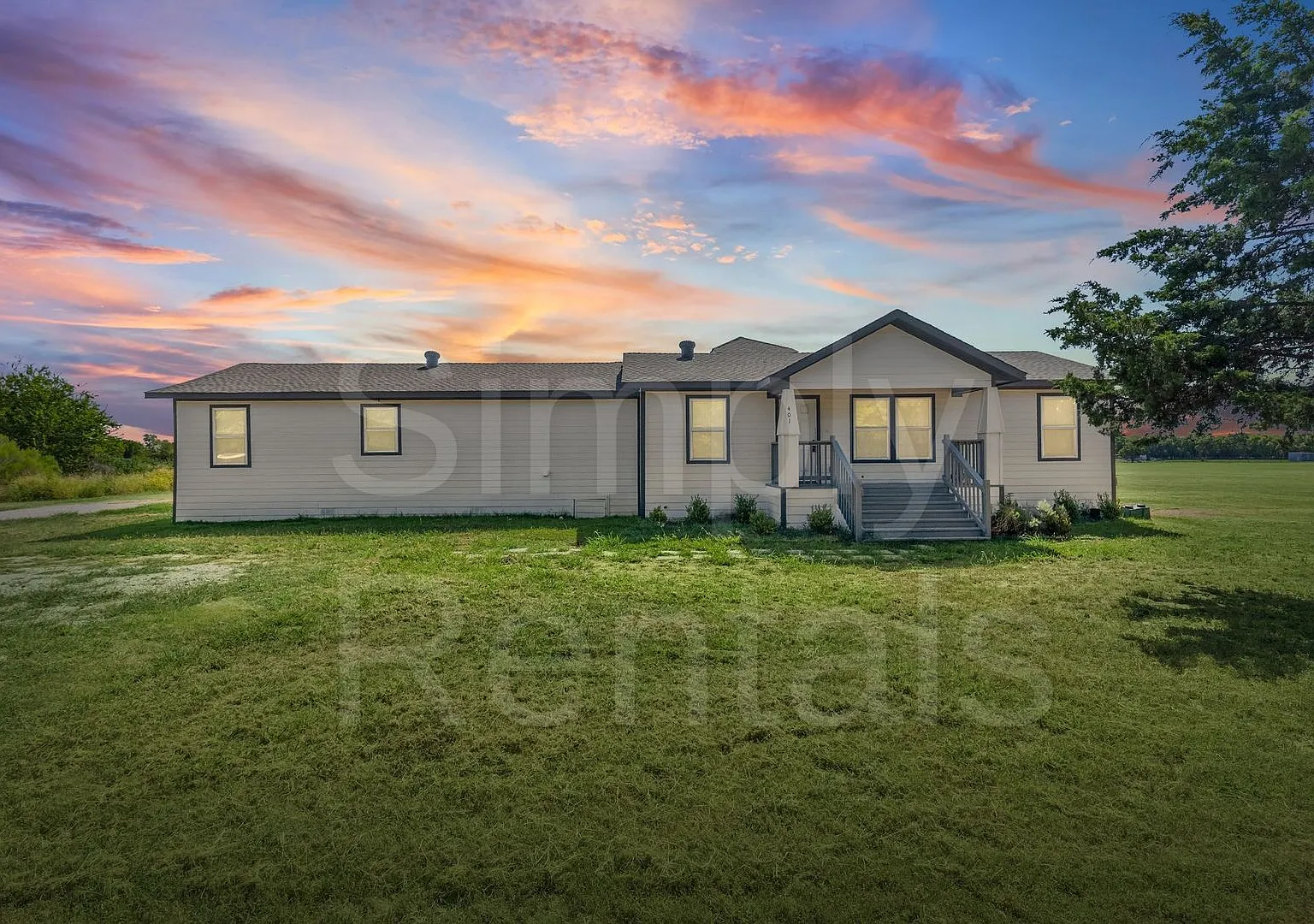 401 Mcilrath - Leonard — Photo 2