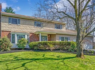 5 Irene Ct, East Brunswick, NJ 08816