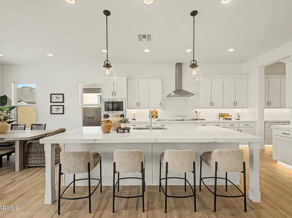 2520 E PRESTON Street, Mesa, AZ 85213