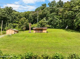 212 Sunshine Cir, La Follette, TN 37766