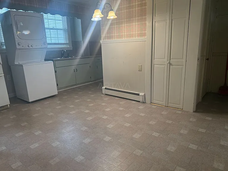 72 College Ave #1 — Photo 6