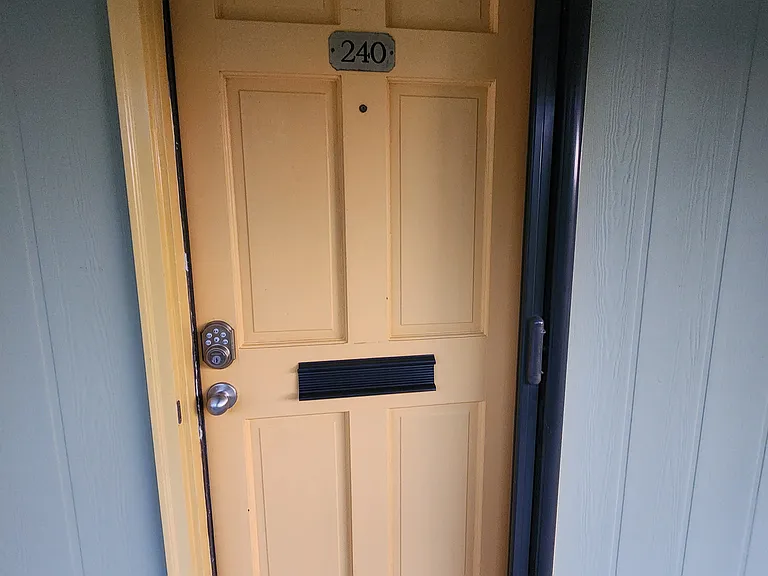 807 W Trinity Ave #240 — Photo 28