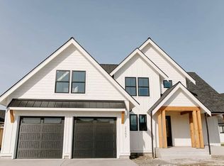 194 Debbie Dr, Meriden, CT 06451