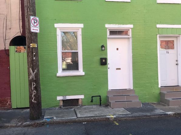 18 E Andrew St