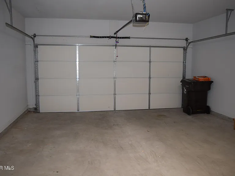 1103 Brass Hill Ave — Photo 11