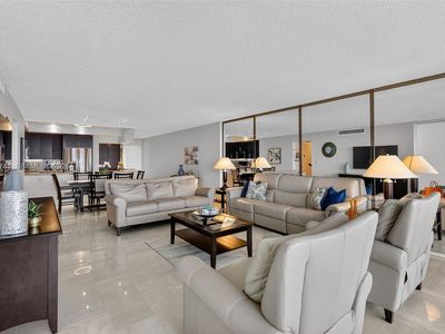 3140 S Ocean Dr #Penthouse 4, Hallandale, FL, 33009