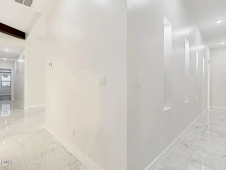 5696 Rio Bonito Cir — Photo 24