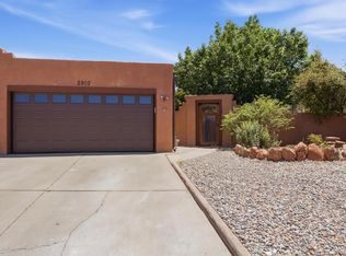 5902 Azuelo Ave NW, Albuquerque, NM 87120