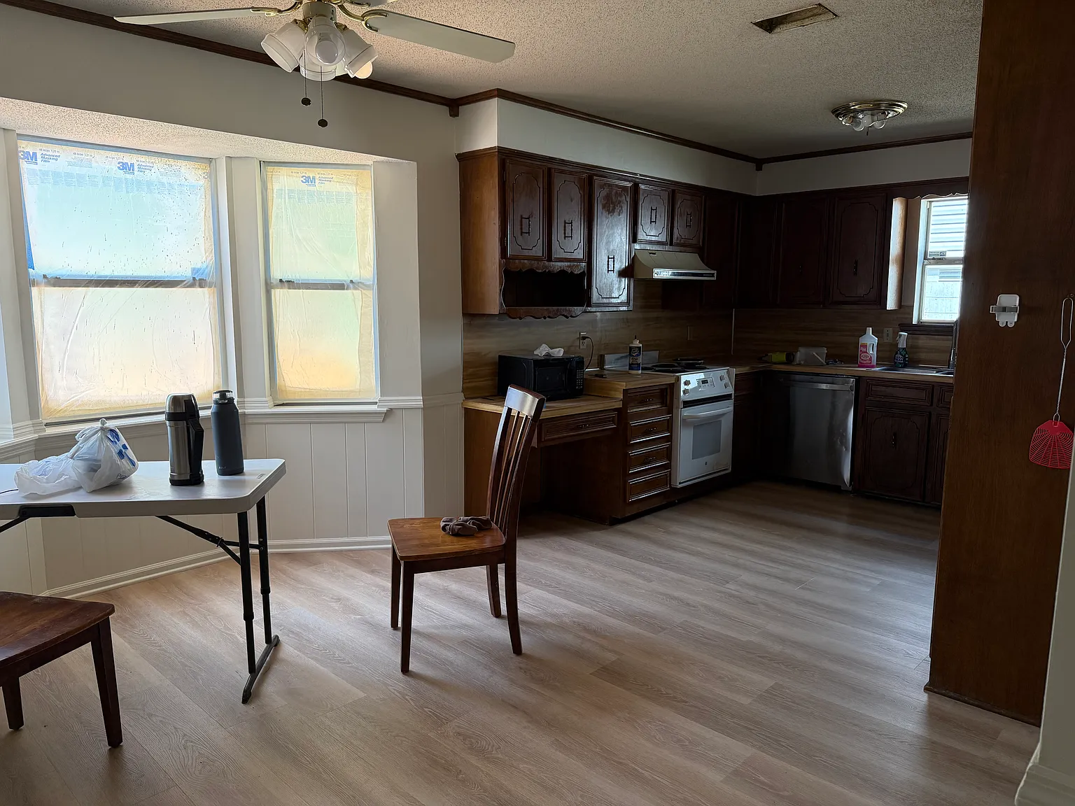 3 bed, 1400 sqft, $1,400 — Photo 4