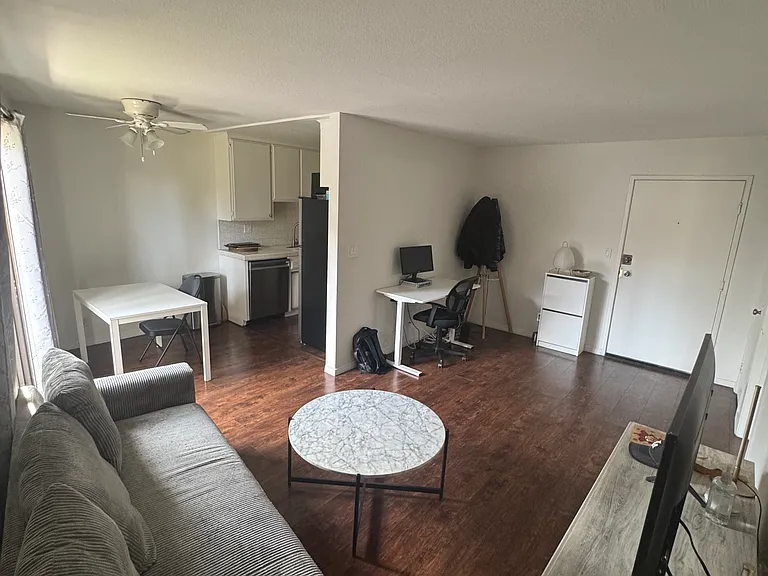 1625 Glendon Ave #3 — Photo 9
