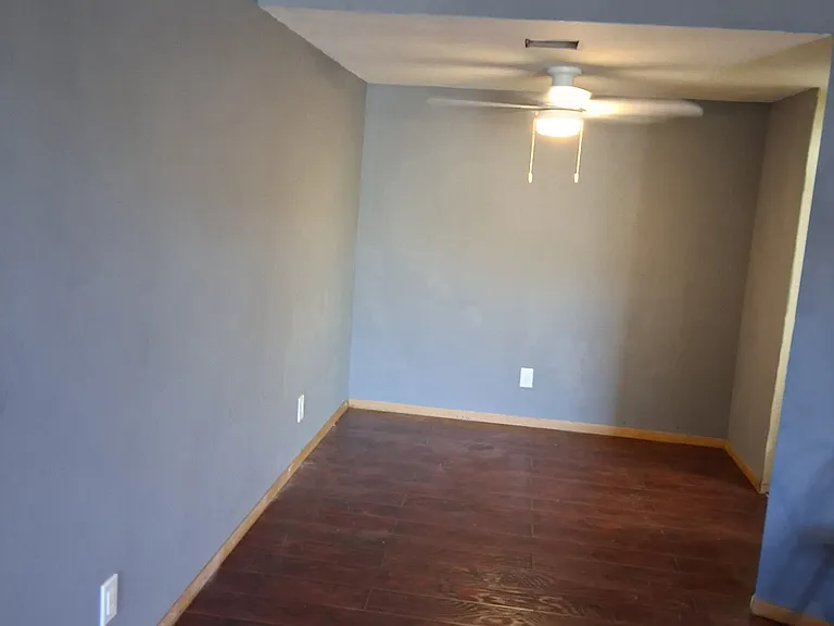 2961 Country Manor Ln — Photo 17