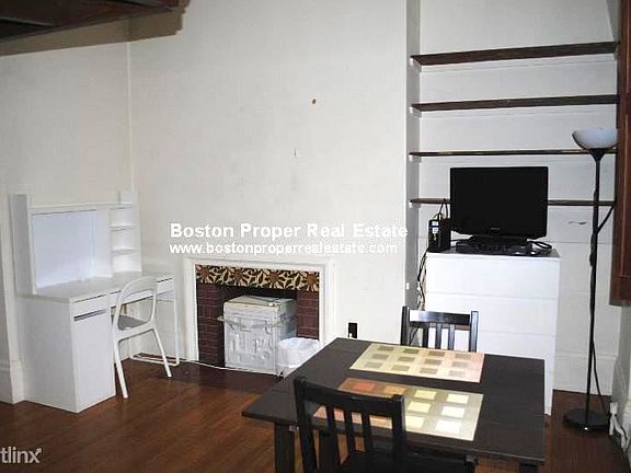 267 Newbury St. #6 Boston - Back Bay Unit Photo 4