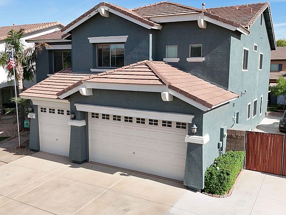 2nd image of 783 E CHELSEA Drive