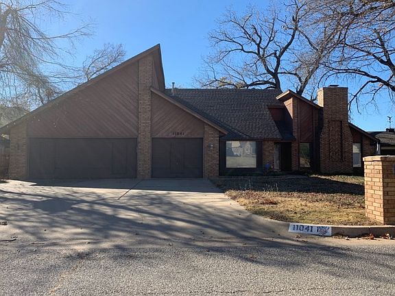 3rd image of 11041 W Country Dr