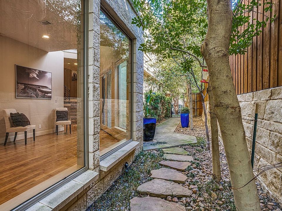 1st image of 3724 Dorothy Ave