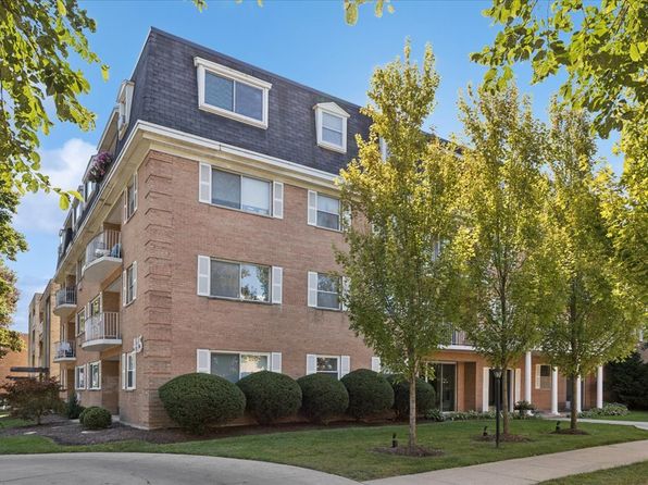 415 Wesley Ave APT 36, Oak Park, IL 60302