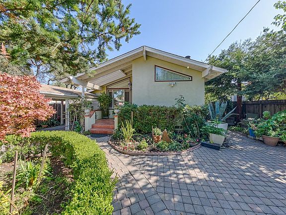 2nd image of 676 4th Ave