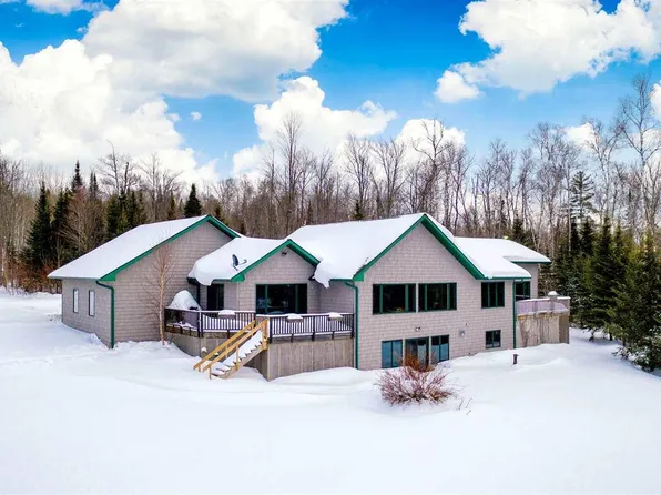 6127 Sunset Ridge Rd, Duluth, MN 55803