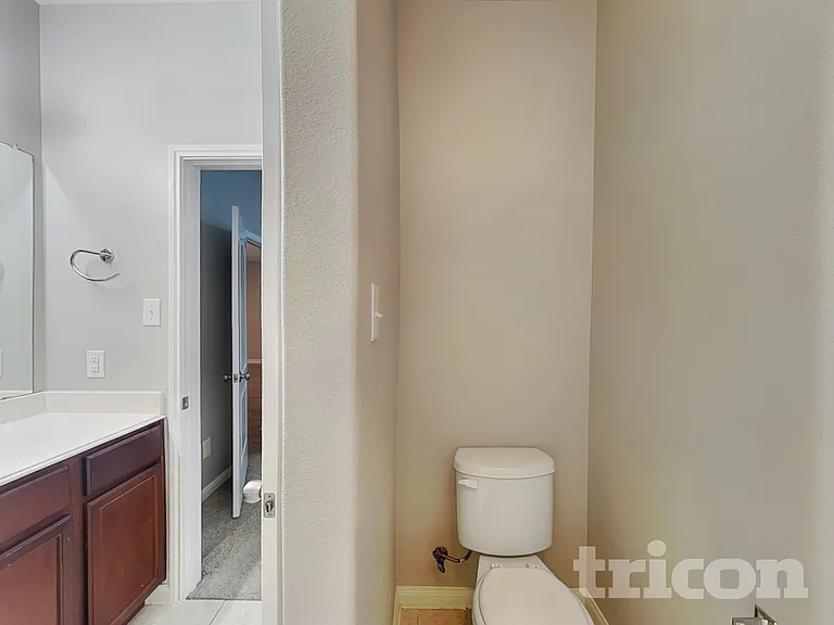 135 Houston Pl — Photo 12