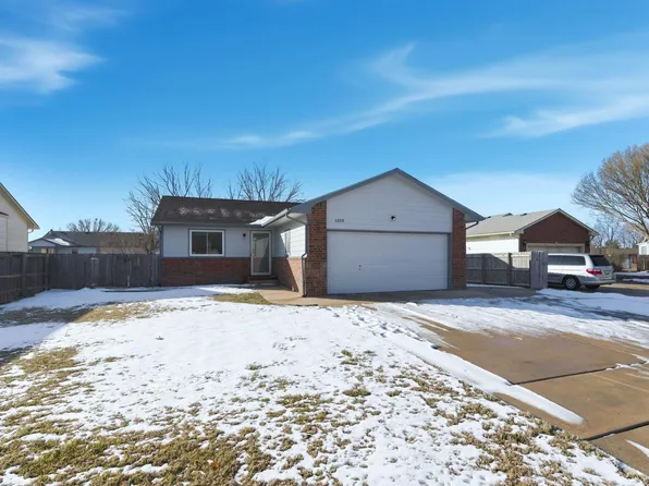 3209 W Graber Cir, Wichita, KS 67217