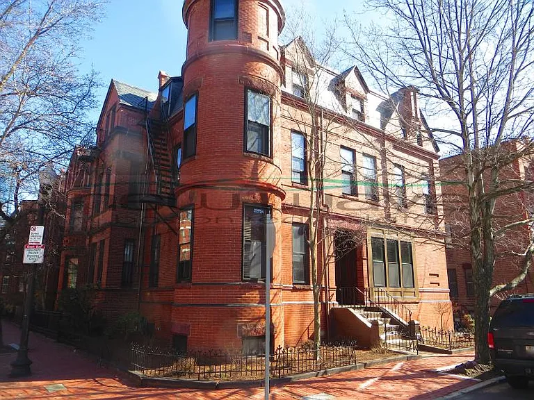 14 Cumberland St #7 — Photo 9