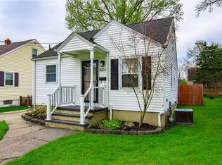 8207 Munson Ave, Niagara Falls, NY