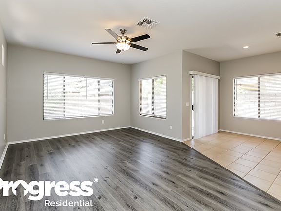 4th image of 7629 E Barstow St