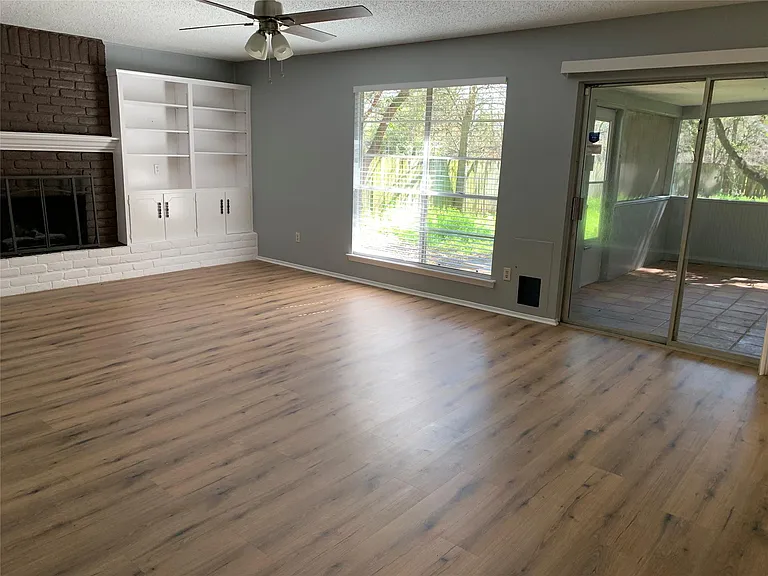 10015 NW Woodland Village Dr — Photo 9