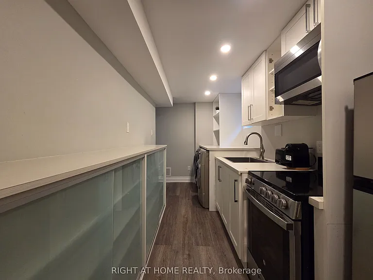 1570 Lewes Way #LOWER — Photo 14
