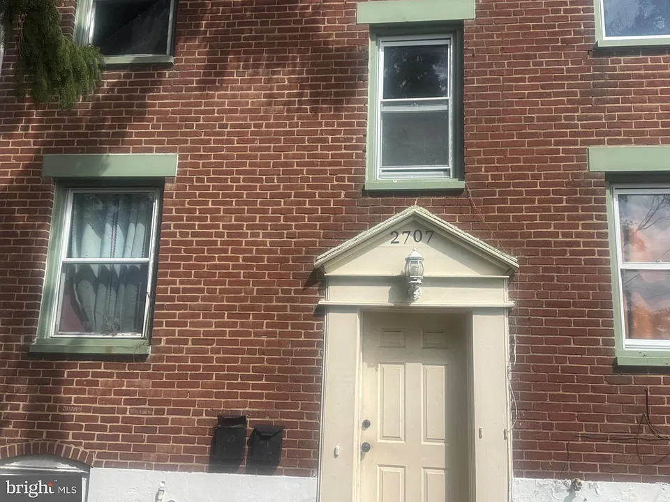 2707 W 4th St #2