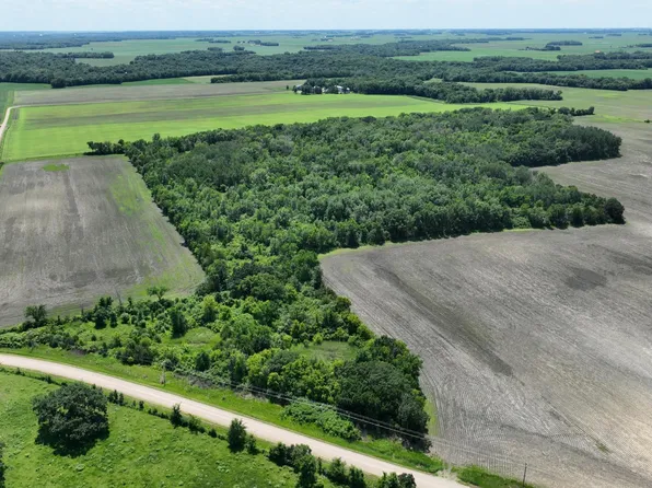 348th St, Le Sueur, MN 56058