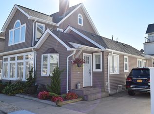 59 Cedarhurst Ave, Point Lookout, NY 11569